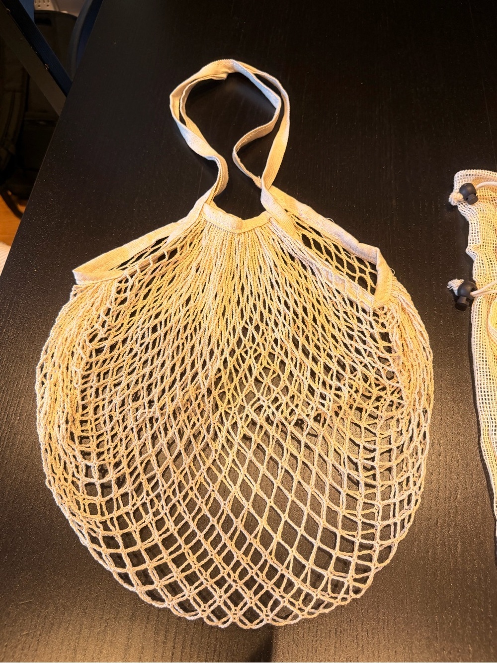 Cotton Mesh Market Tote Bag in Natural woth individual draw string bags - Picture 2 of 6